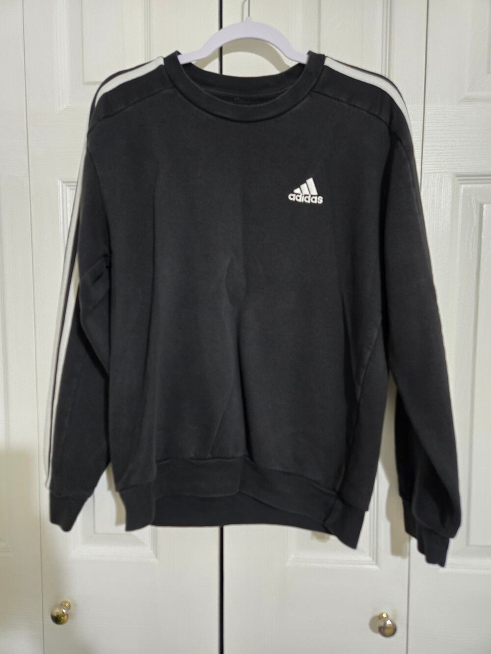 Adidas medium men's black sweater